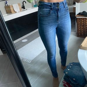 KanCan jeans size 26